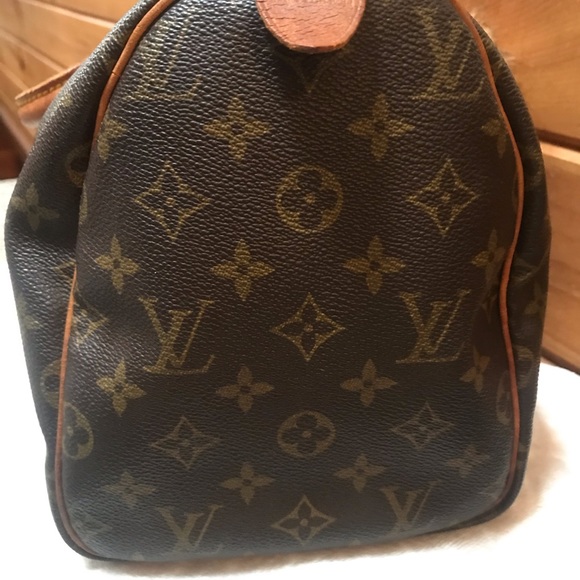 Authentic Louis Vuitton Speedy 30 (SOLD) - Picture 3 of 8